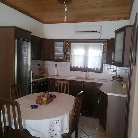 Βίλα Maria House